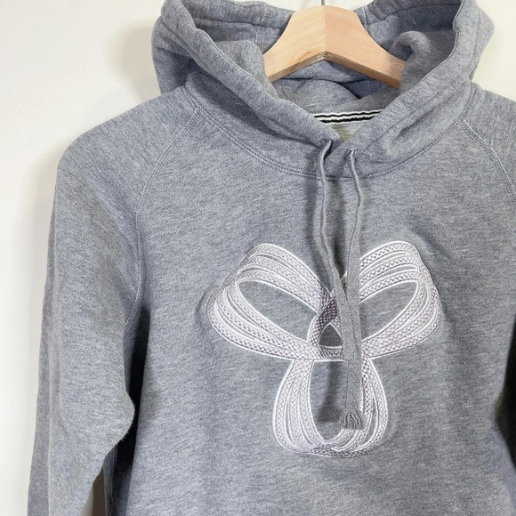 Aritzia Tna Baltic  Embroidered Grey Hoodie - Picture 8 of 15